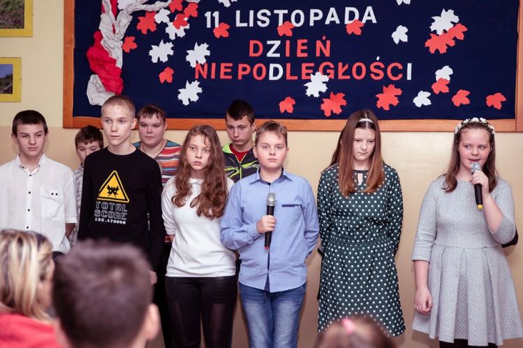 77017239 2458279351126389 1570295461380620288 o