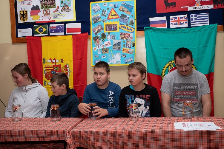 71177504 2414833595470965 8944301825218052096 o